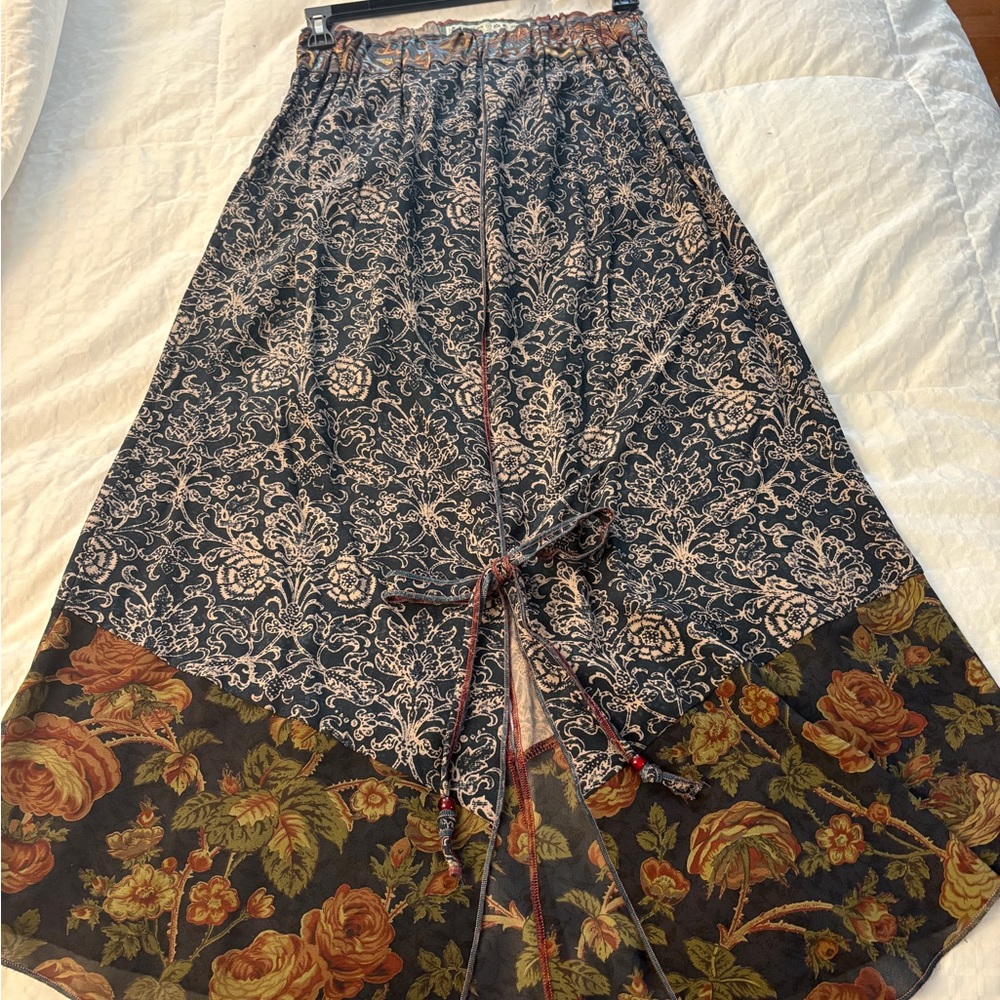 Nothing Matches Women's Elegant Multicolor Midi Skirt - Picture 2 of 6
